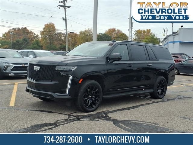 2021 Cadillac Escalade ESV Sport Platinum in Black Raven — front three-quarter view