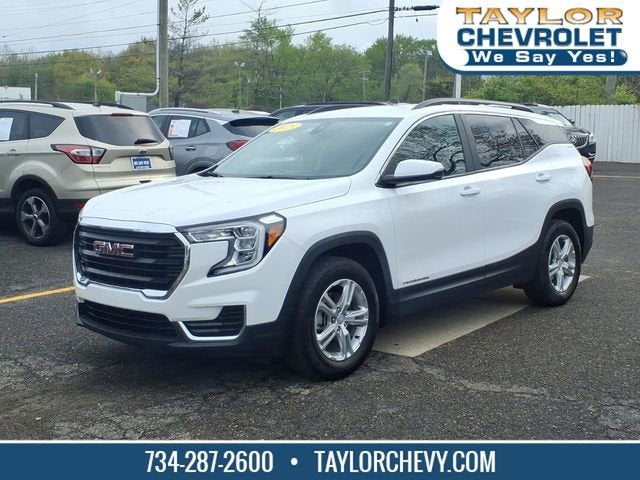 2023 GMC Terrain SLE in Summit White — front three-quarter view