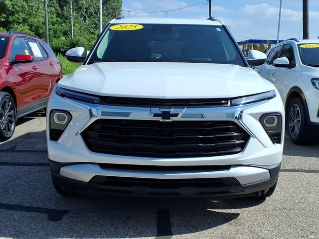 2025 Chevrolet Trailblazer — side profile view