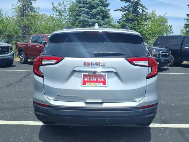 2022 GMC Terrain — detail view