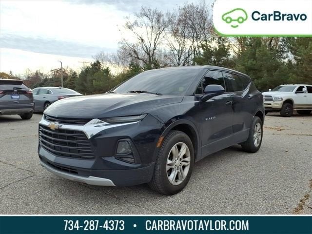 2020 Chevrolet Blazer 1LT in Midnight Blue Metallic — front three-quarter view